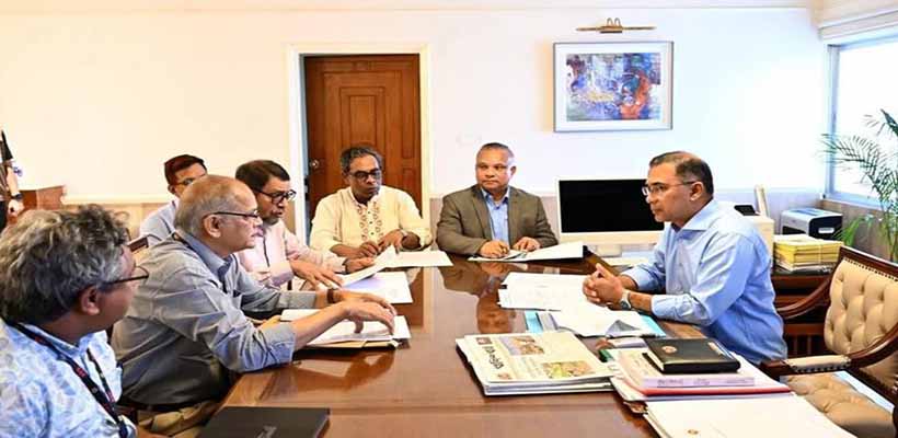 দেশীয় প্রযুক্তিতে অ্যাম্বুলেন্স তৈরির উদ্যোগে প্রধানমন্ত্রীর বৈঠক
